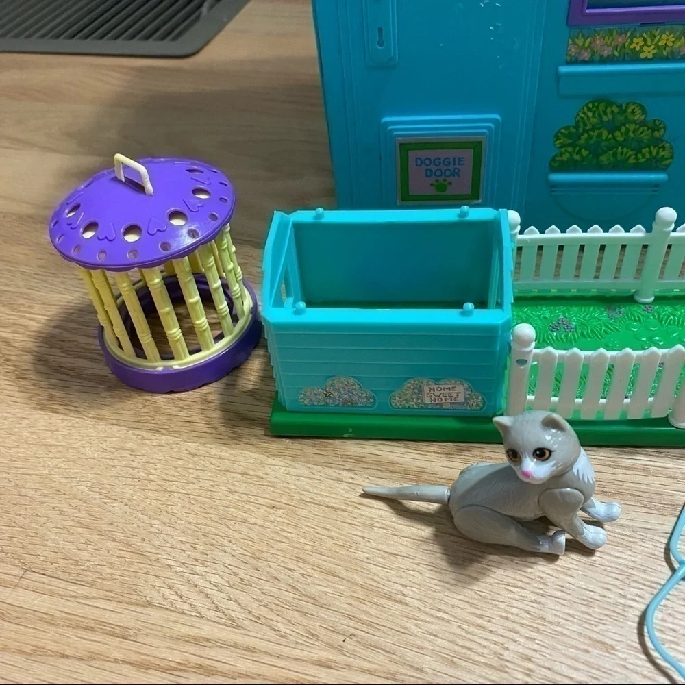 Vintage Littlest Pet Shop Storage Box Poodle Sheepdog Mommy & Baby Kenner Bundle